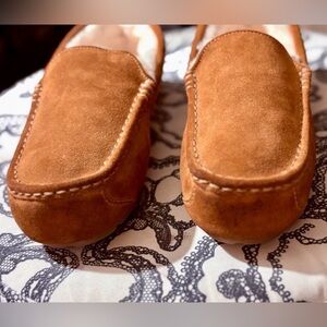 Koolaburra Chestnut Suede Shearling-Lined Slip-On Loafers